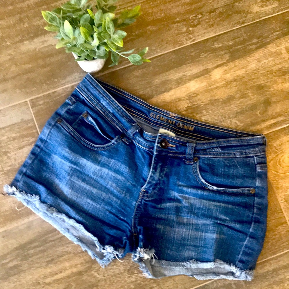 Element denim jean shorts size 9